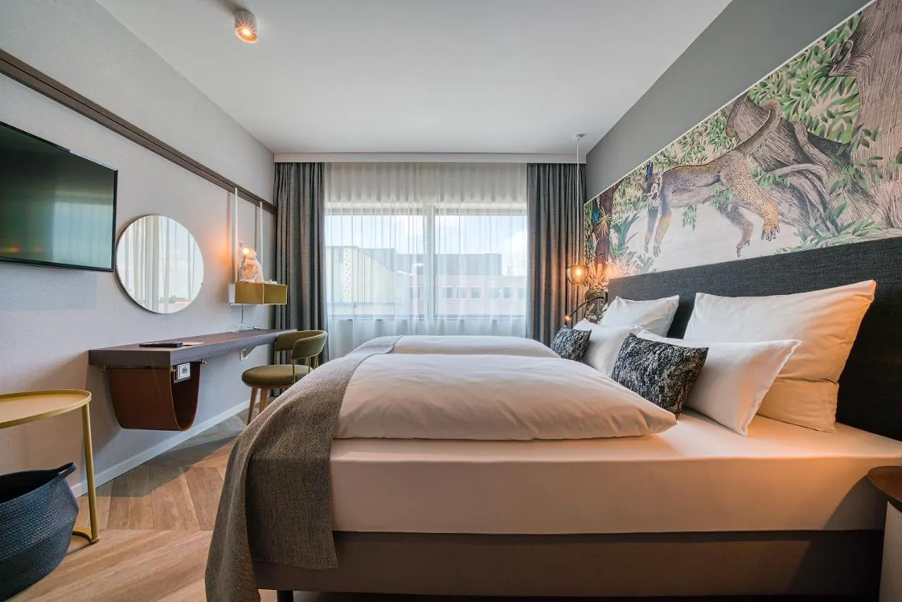 ****  Vienna House Easy By Wyndham Amsterdam Airport Schiphol Hotel Hoofddorp Holland